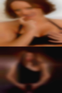 Rappers sex with nude girls.